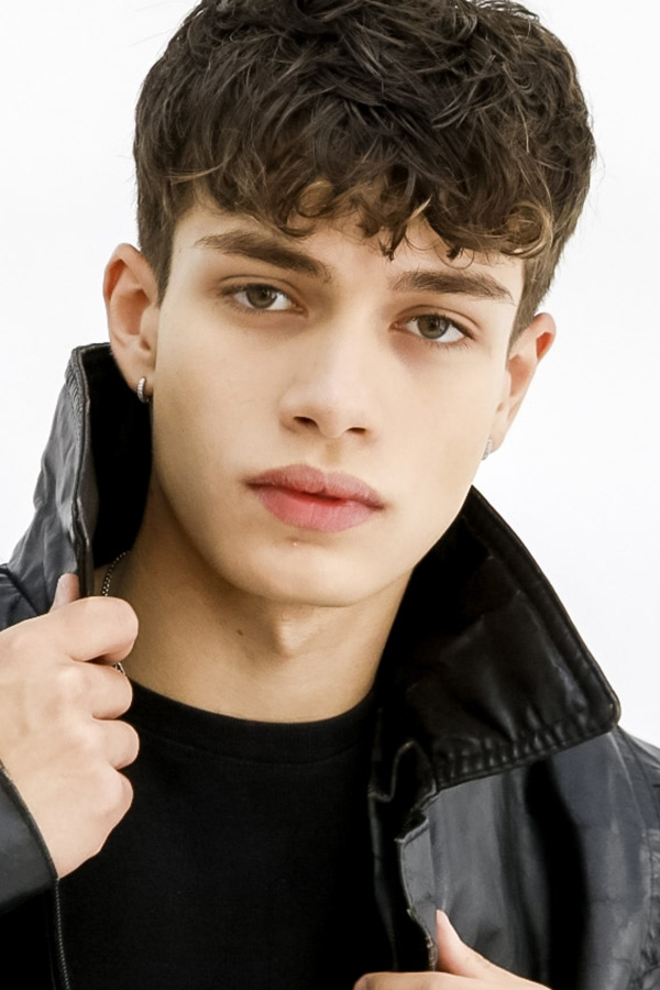 Angelo R
