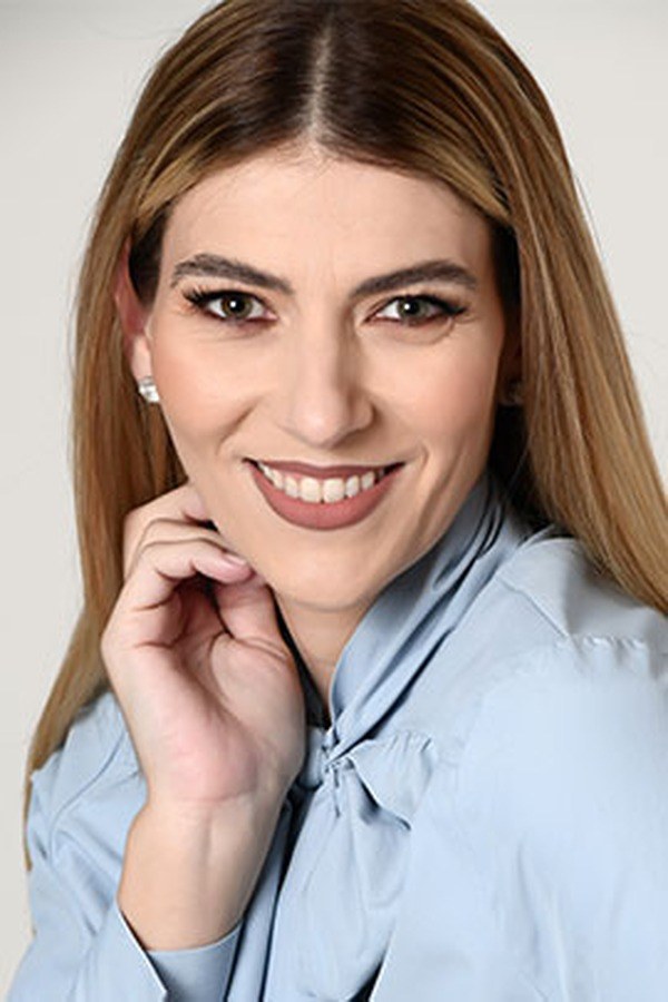 Debora M