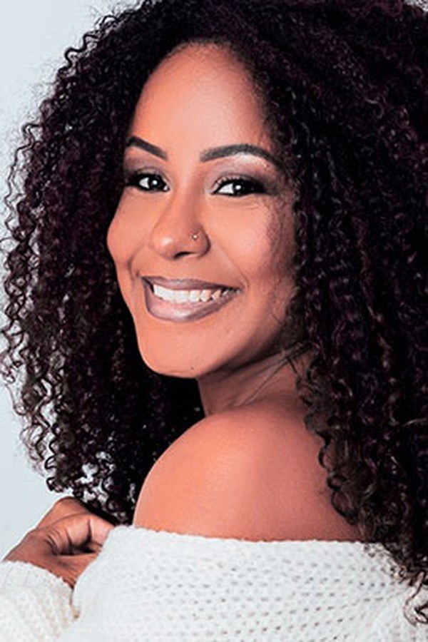 Estela C
