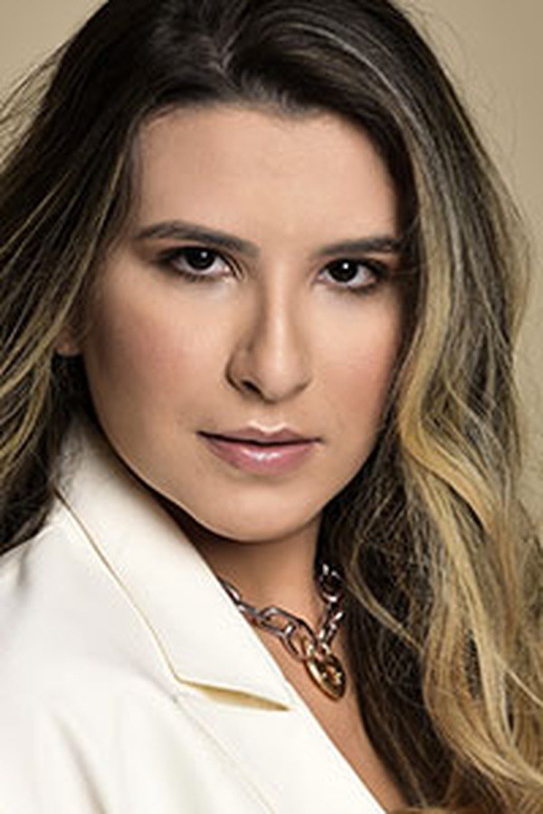 Gabriela B