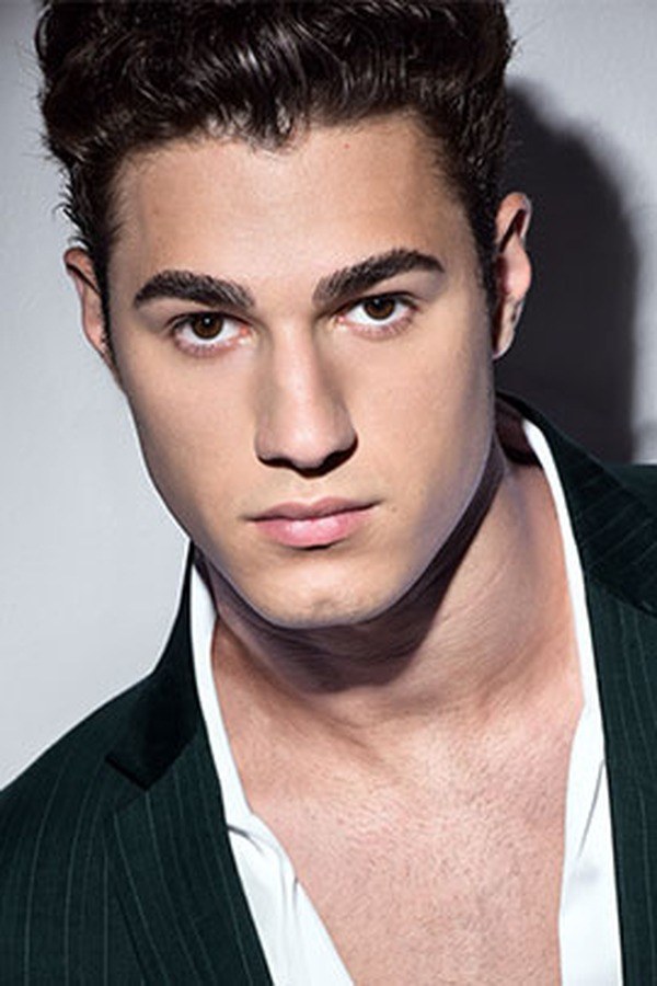 Gustavo B